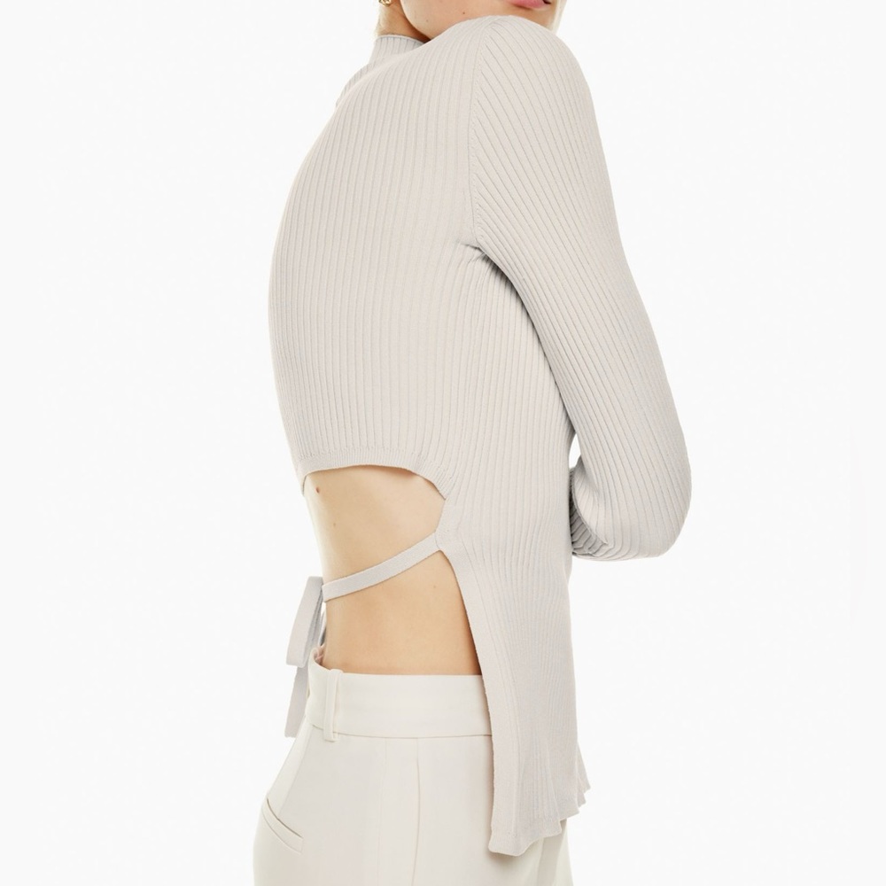 Aritzia Babaton Ambrosia Sculpt Knit Sweater